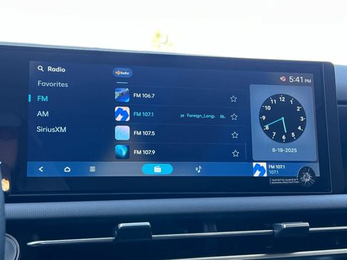 New 2025 Hyundai Tucson SE image 17