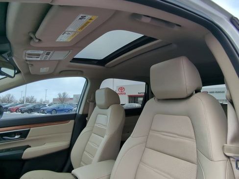 Used 2022 Honda CR-V Touring image 10