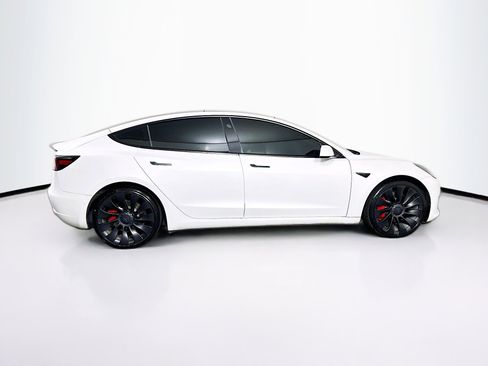Used 2021 Tesla Model 3 Performance image 10