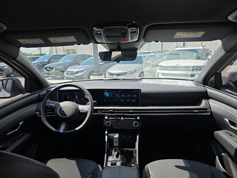 New 2025 Hyundai Tucson XRT image 16