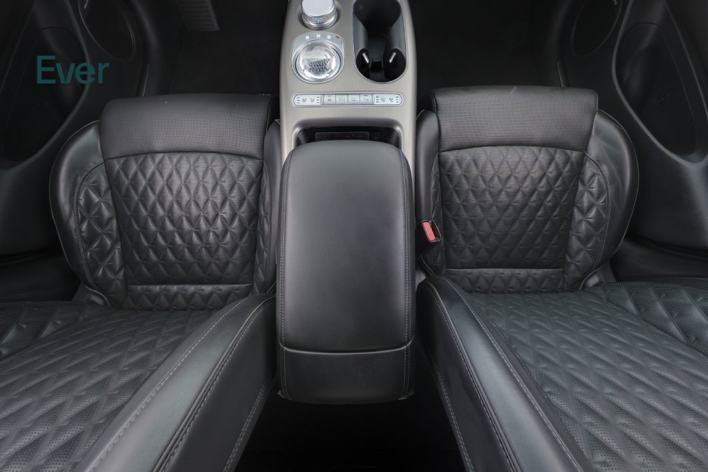 Used 2023 Genesis GV60 Performance AWD/4WD image 27