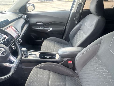 Certified 2023 Nissan Kicks SV FWD image 43