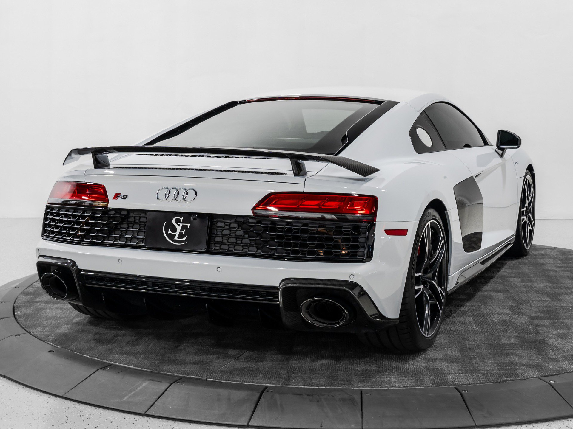 Used 2023 Audi R8 V10 performance AWD/4WD image 8