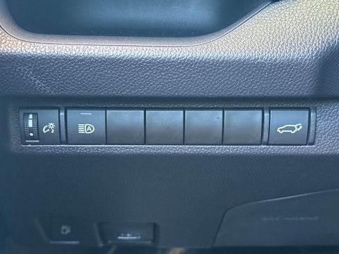 Used 2024 Toyota RAV4 XLE w/ Convenience Package AWD/4WD image 32