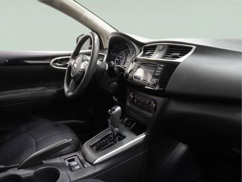 Used 2017 Nissan Sentra SV image 26