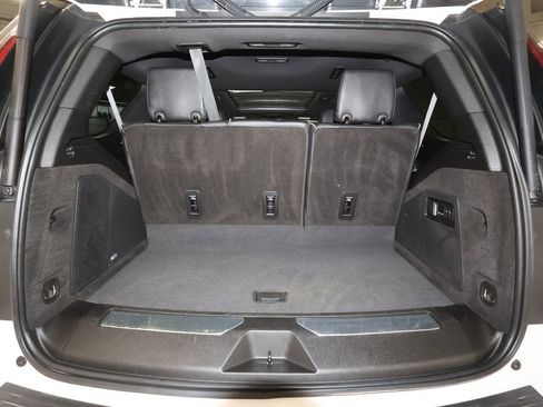 Certified 2024 Cadillac Escalade Sport w/ LPO, ONYX Package image 27