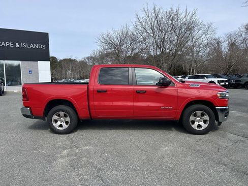 Used 2025 RAM 1500 Big Horn AWD/4WD image 2