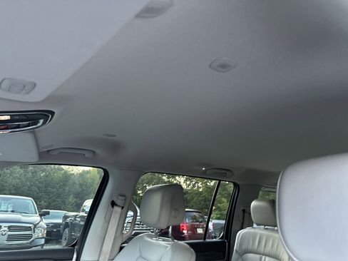 Used 2022 Jeep Wagoneer Series II image 33