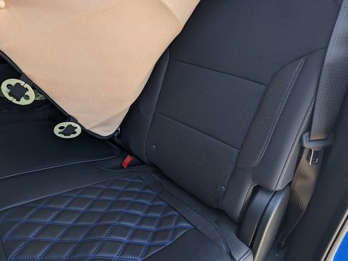 Used 2025 Chevrolet Silverado 1500 Custom image 10