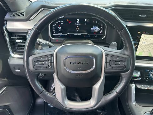 Used 2022 GMC Sierra 1500 Denali AWD/4WD image 15