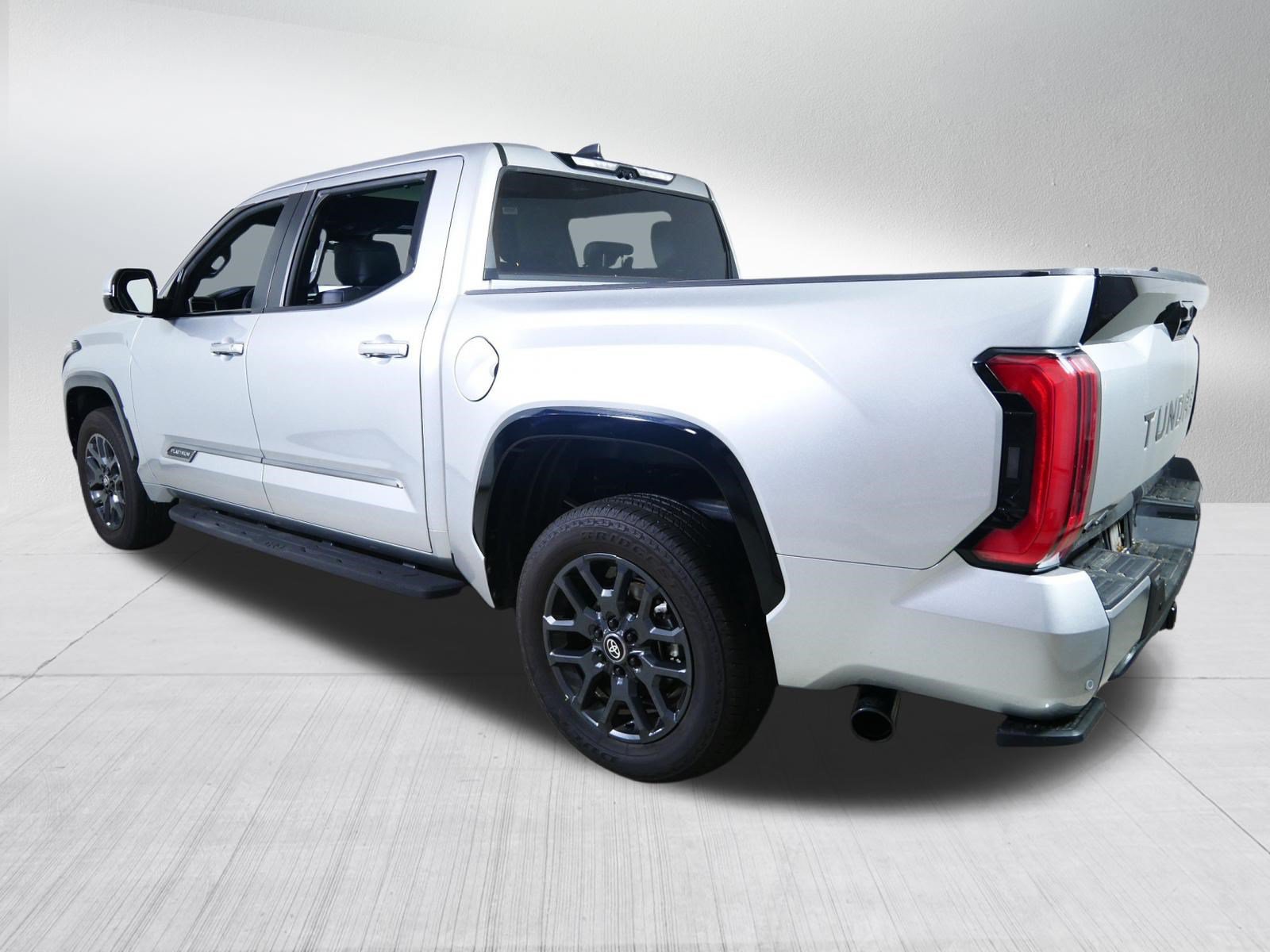 Used 2025 Toyota Tundra Platinum AWD/4WD image 5