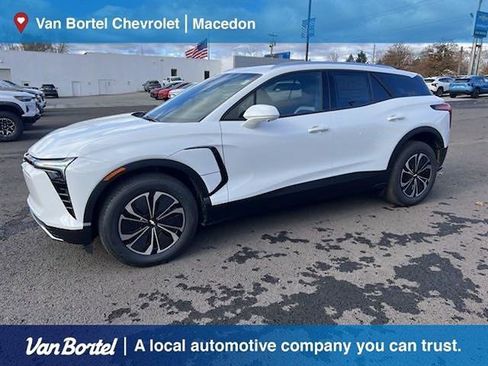 New 2025 Chevrolet Blazer EV LT AWD/4WD image 1