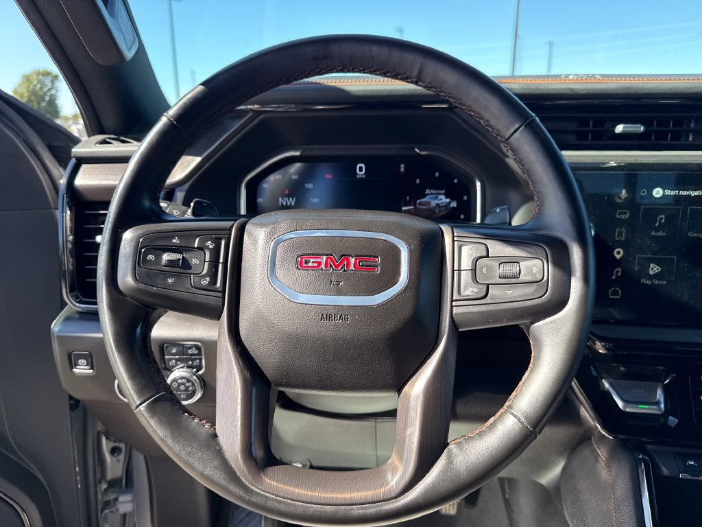 Used 2025 GMC Sierra 1500 AT4 w/ AT4 Premium Package AWD/4WD image 14