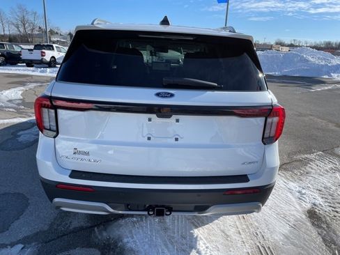 New 2026 Ford Explorer Platinum image 9