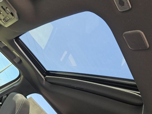 New 2025 Toyota Tacoma TRD Off-Road image 13