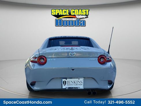 Used 2025 MAZDA MX-5 Miata RF Grand Touring RWD image 4