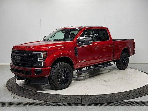 Used 2021 Ford F350 Lariat image 3
