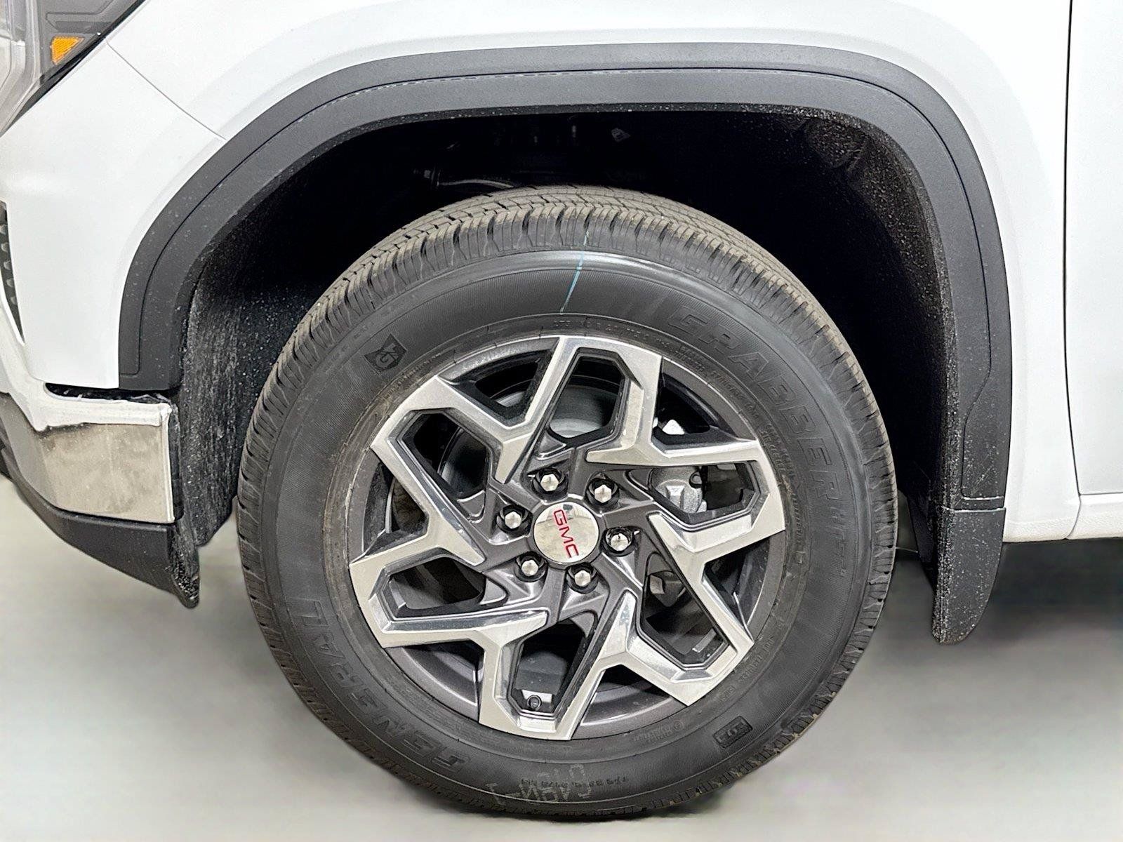 New 2026 GMC Sierra 1500 SLE w/ Preferred Package RWD image 19