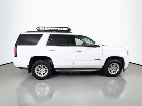Used 2017 GMC Yukon SLT AWD/4WD image 5