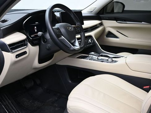 Used 2023 INFINITI QX60 Sensory AWD/4WD image 9