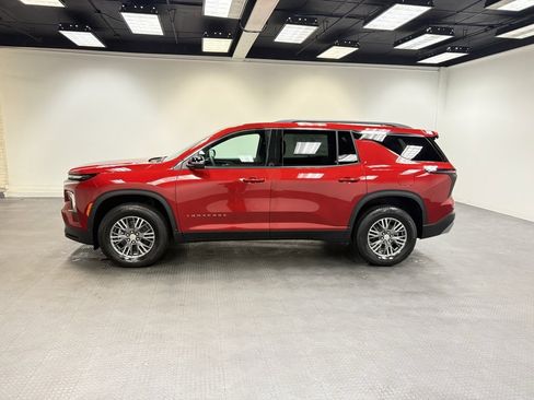 New 2026 Chevrolet Traverse LT w/ LPO, Floor Liner Package image 2