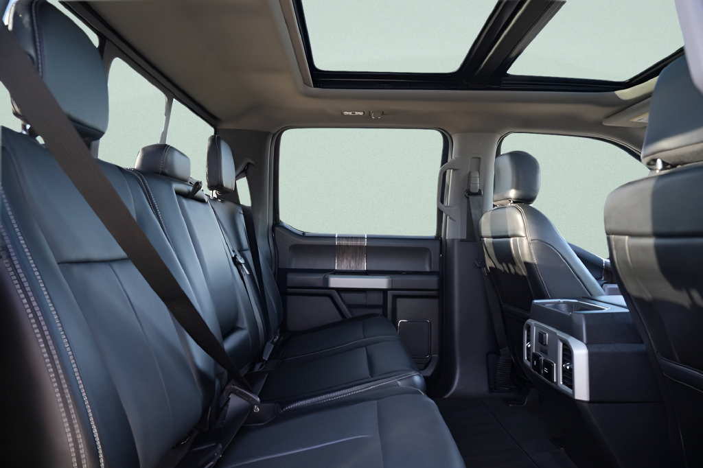 Used 2018 Ford F150 Lariat w/ Equipment Group 502A Luxury AWD/4WD image 16