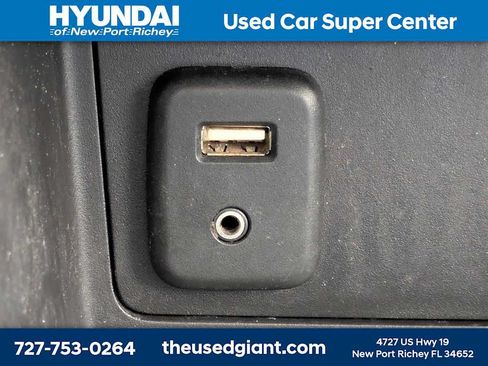 Used 2015 Chevrolet Colorado W/T RWD image 25