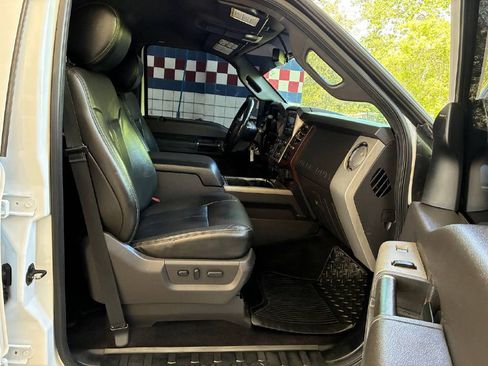 Used 2016 Ford F250 Lariat w/ Lariat Interior Package AWD/4WD image 15