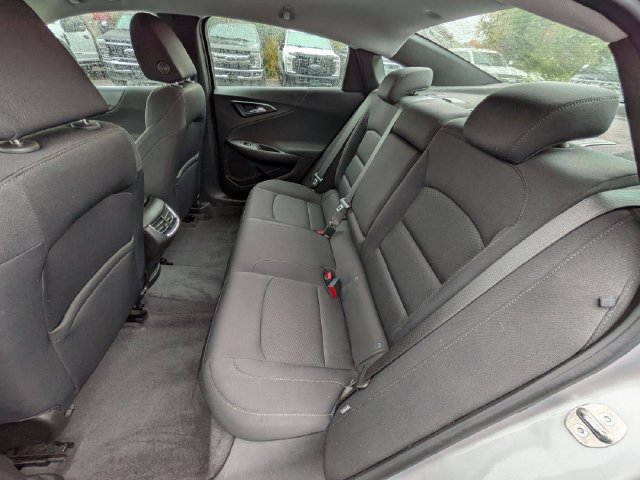 Used 2019 Chevrolet Malibu LT w/ Driver Confidence Package FWD image 16