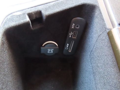 Used 2016 Dodge Challenger R/T Scat Pack w/ Leather Interior Group RWD image 11