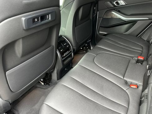 Certified 2022 BMW X5 xDrive45e w/ Climate Comfort Package image 15