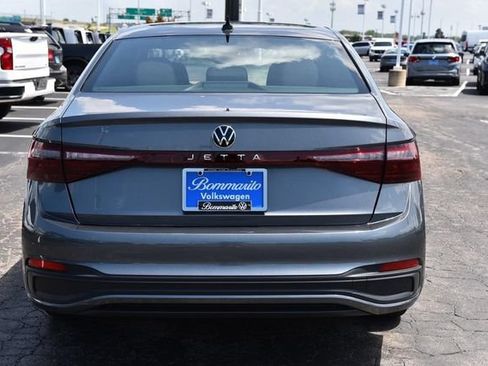 Certified 2025 Volkswagen Jetta Sport FWD image 6
