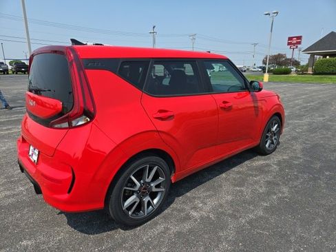 Used 2022 Kia Soul Turbo image 6