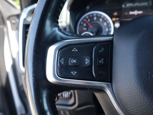 Used 2023 RAM 1500 Laramie AWD/4WD image 18