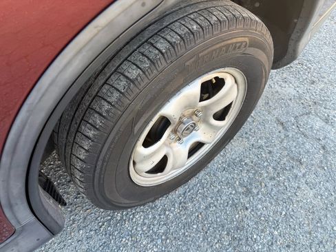 Used 2015 Honda CR-V LX image 28