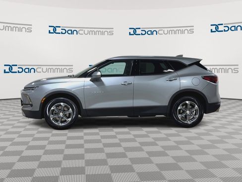 Used 2025 Chevrolet Blazer LT FWD image 6