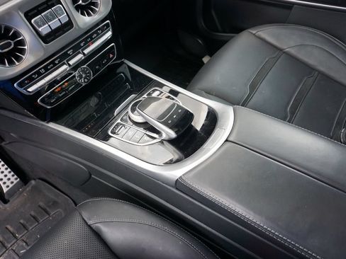 Certified 2020 Mercedes-Benz G 63 AMG 4MATIC image 21