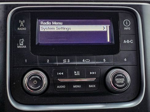 Used 2014 RAM 1500 Express image 16