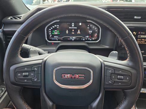 Used 2023 GMC Sierra 1500 AT4 w/ Technology Package AWD/4WD image 27