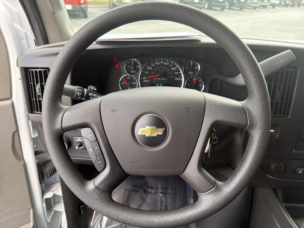 Used 2025 Chevrolet Express 2500 w/ Driver Convenience Package RWD image 12