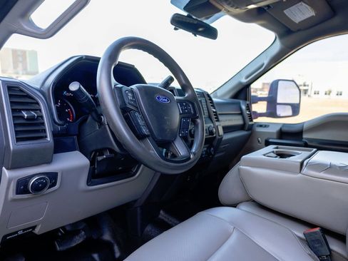 Used 2021 Ford F350 XL w/ Power Equipment Group image 9