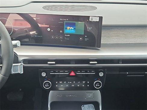 New 2026 Hyundai Ioniq 9 SEL image 13