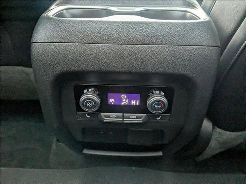 Used 2024 GMC Acadia Denali w/ Super Cruise Package image 20