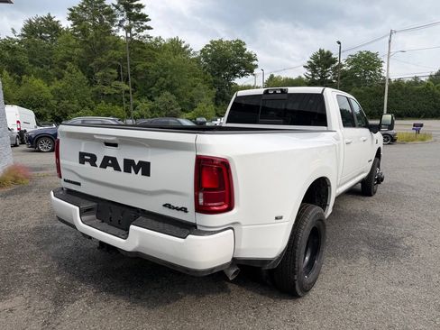 New 2026 RAM 3500 Laramie AWD/4WD image 5