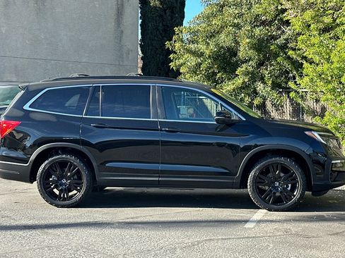 Used 2021 Honda Pilot Special Edition image 7