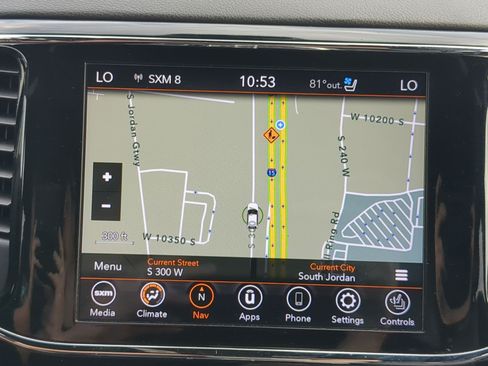 Used 2020 Jeep Grand Cherokee Overland AWD/4WD image 21