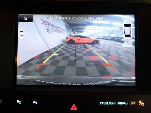 Used 2016 Ford Explorer Platinum image 26