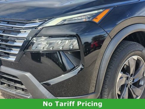 Certified 2025 Nissan Rogue SV image 6