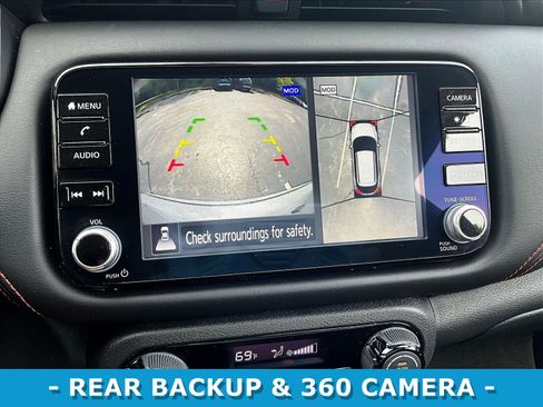 Used 2022 Nissan Kicks SR w/ Interior Electronics Package FWD image 14