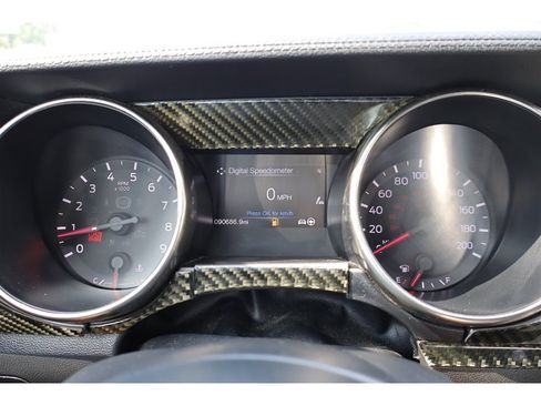 Used 2017 Ford Mustang Shelby GT350 RWD image 25
